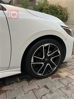 نيسان سنترا